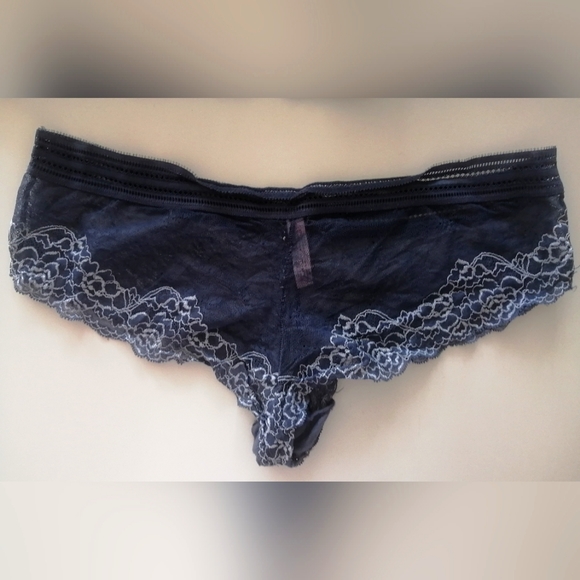 Women's Lingerie - Picture 5 of 5